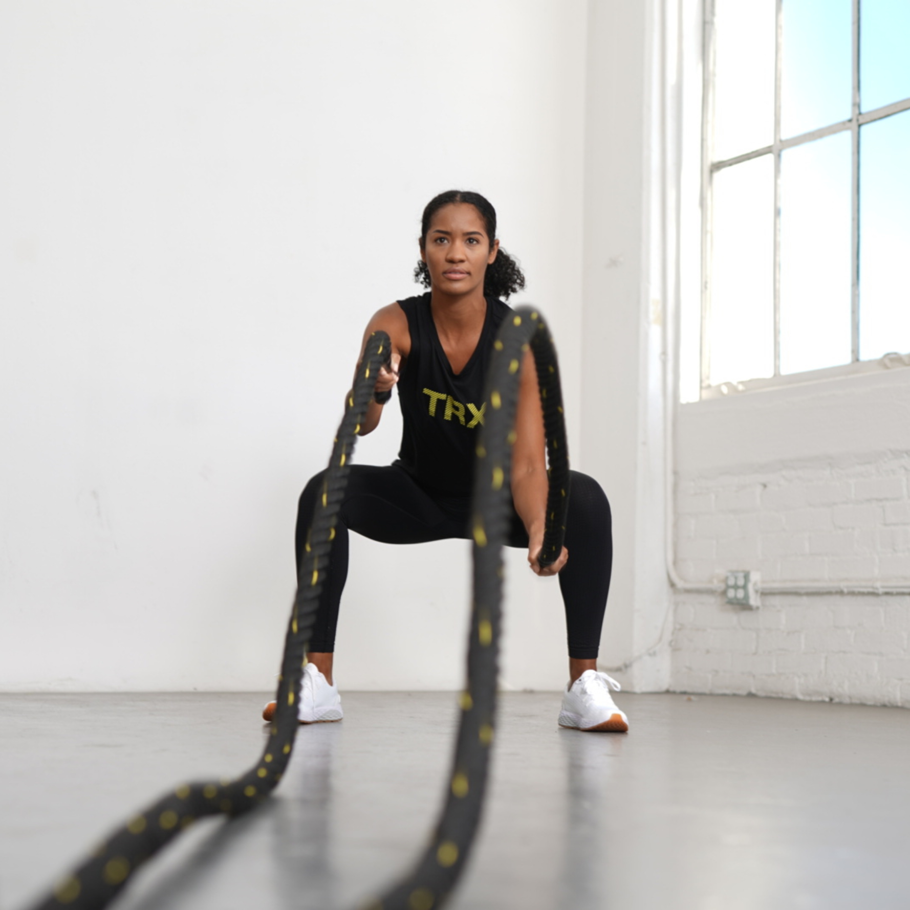 TRX BATTLE ROPE TRAINING ESSENTIALS